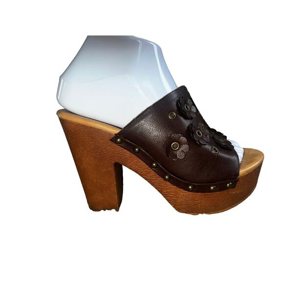 Dolce by Mojo Moxy Brown Platform Wedge Clogs 70s Boho Floral Studded Sz 7M - Picture 2 of 11